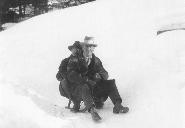 Arthur Hahnloser und Pierre Bonnard beim Schlitteln, um 1925 Archiv Villa Flora, Winterthur / Archives Hahnloser, Fribourg